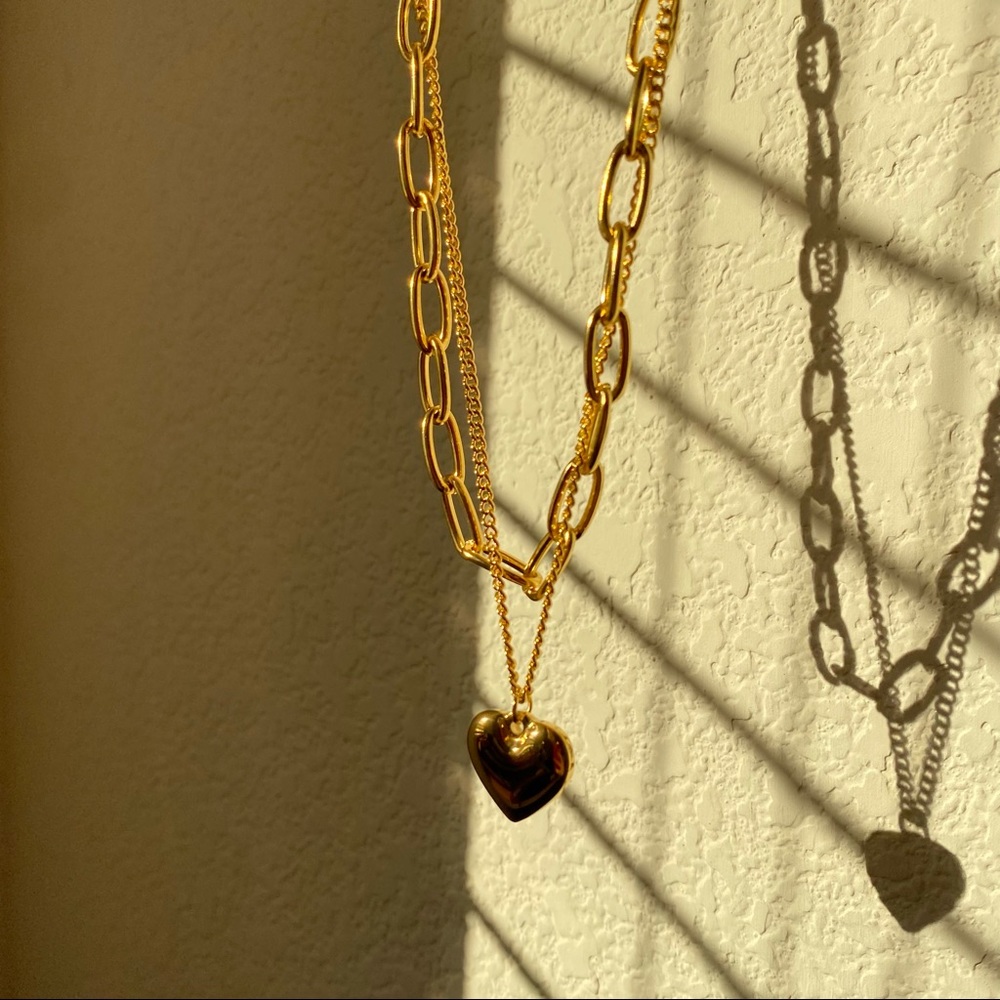 Heart Layered Chain Necklace - Picture 6 of 7